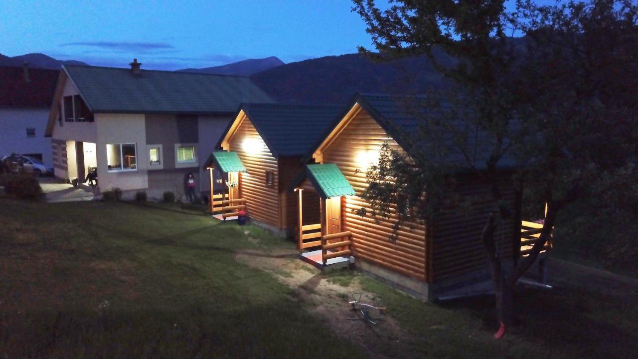 פלאב Holiday House By The Lake מראה חיצוני תמונה